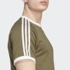 T-shirt Adidas koszulka khaki krótki rękaw logo na piersi